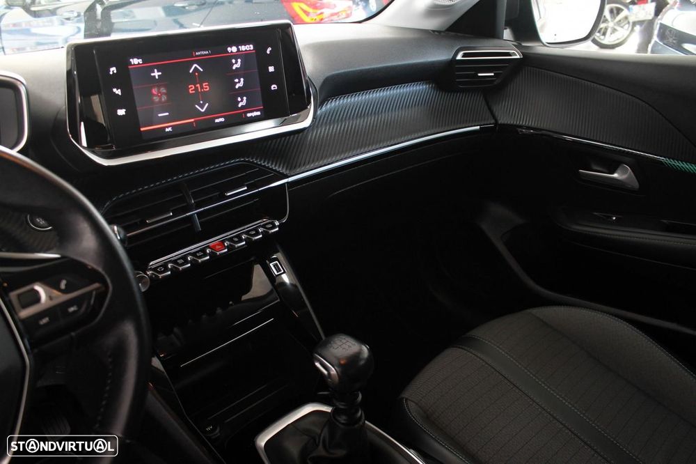 Peugeot 208 1.2 PureTech Allure - 22