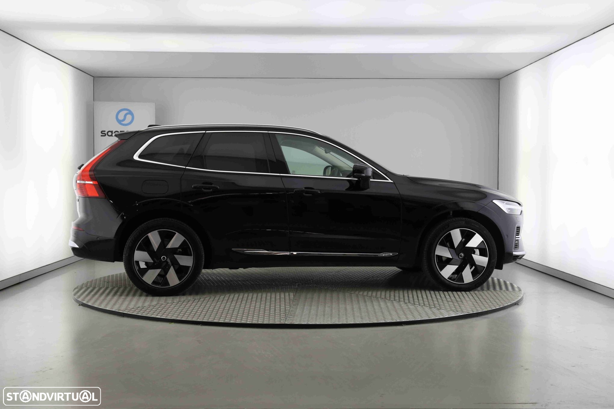 Volvo XC 60 2.0 T6 PHEV Plus Bright AWD - 3