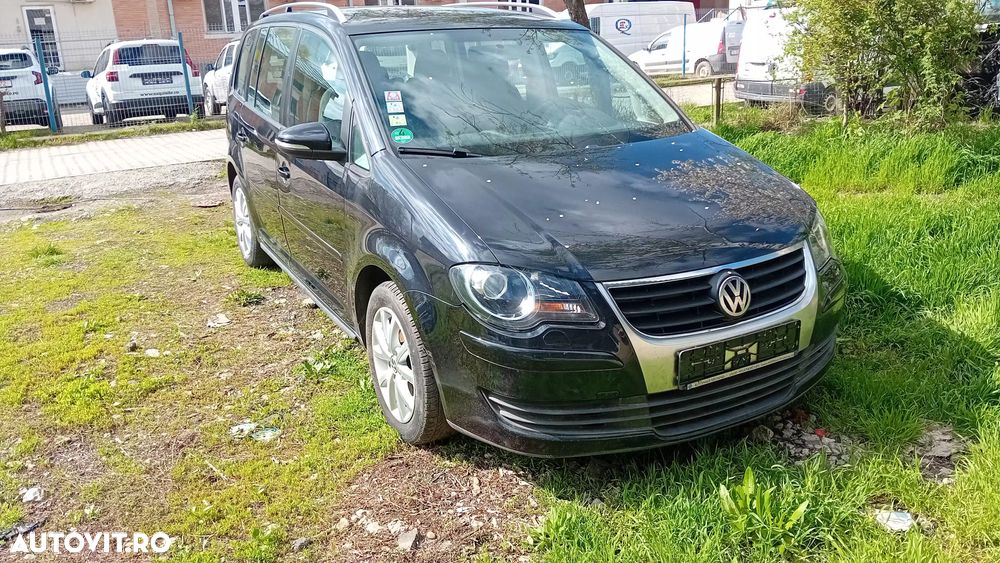 Volkswagen Touran 1.9 TDI Freestyle - 8