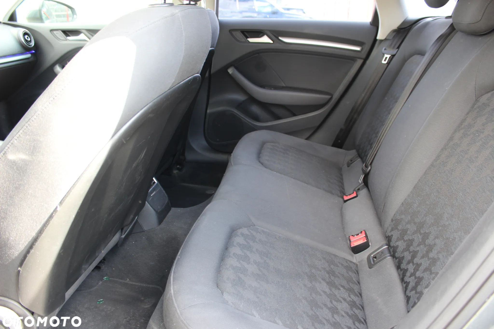 Audi A3 1.6 TDI ultra Attraction - 10