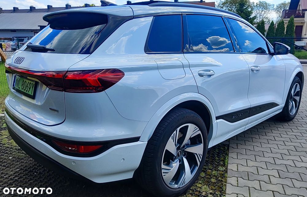 Audi Q6 e-tron - 7