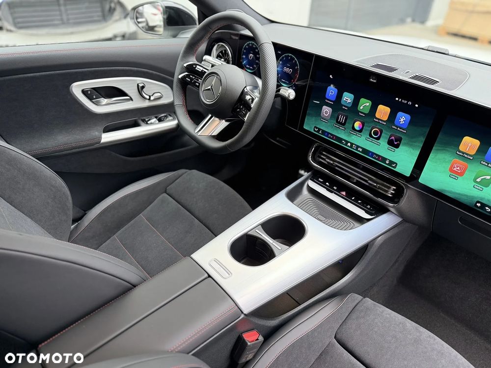 Mercedes-Benz CLA - 29