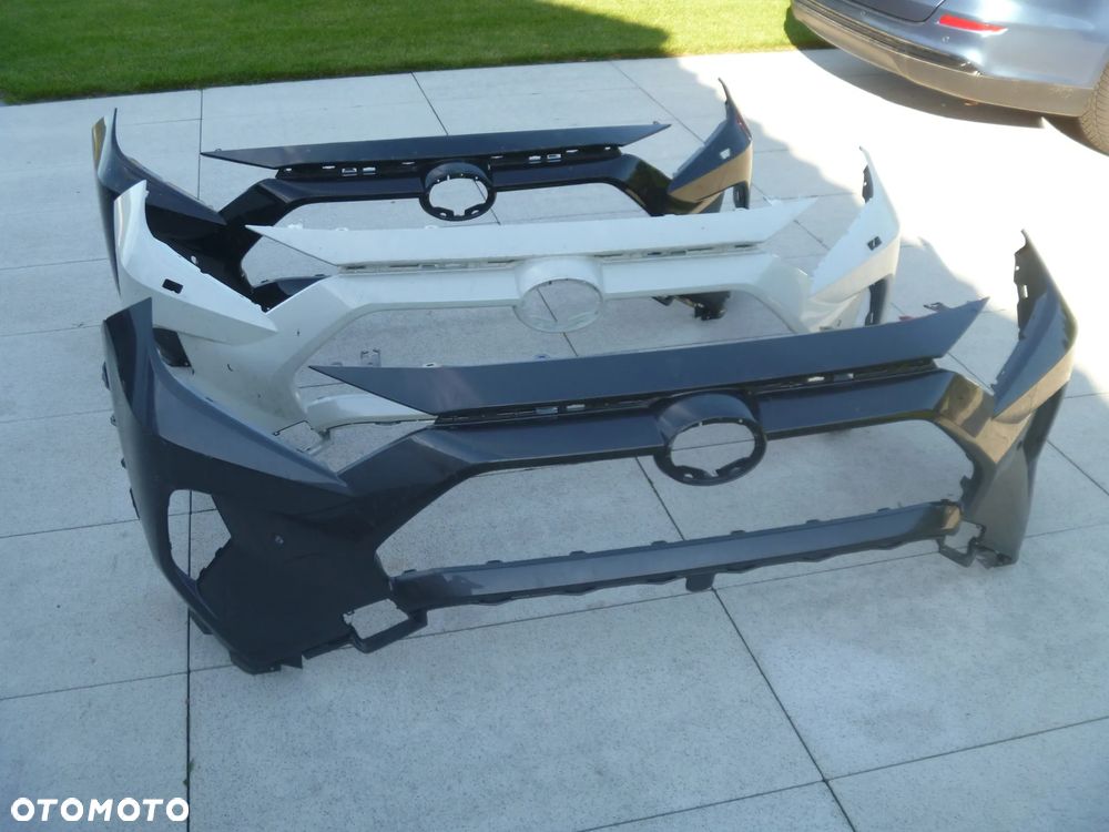TOYOTA RAV4 V 2018- ZDERZAK PRZEDNI ORYGINAŁ - 2