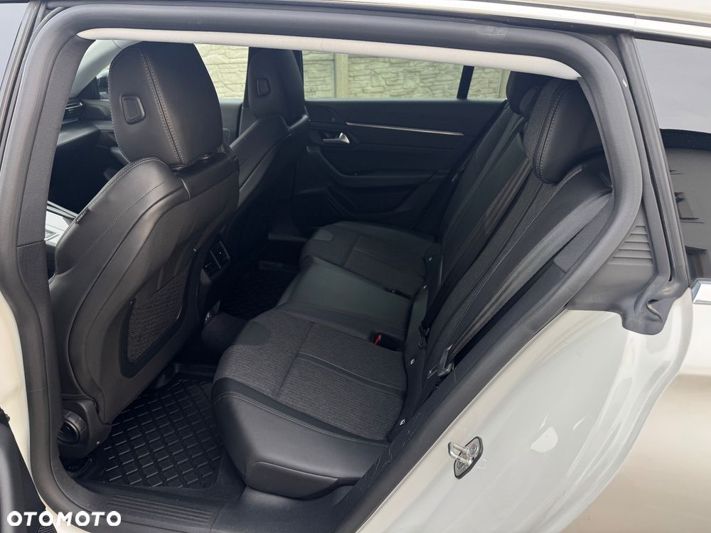 Peugeot 508 1.6 PureTech HYbrid PHEV Allure Pack S&S EAT8 - 19