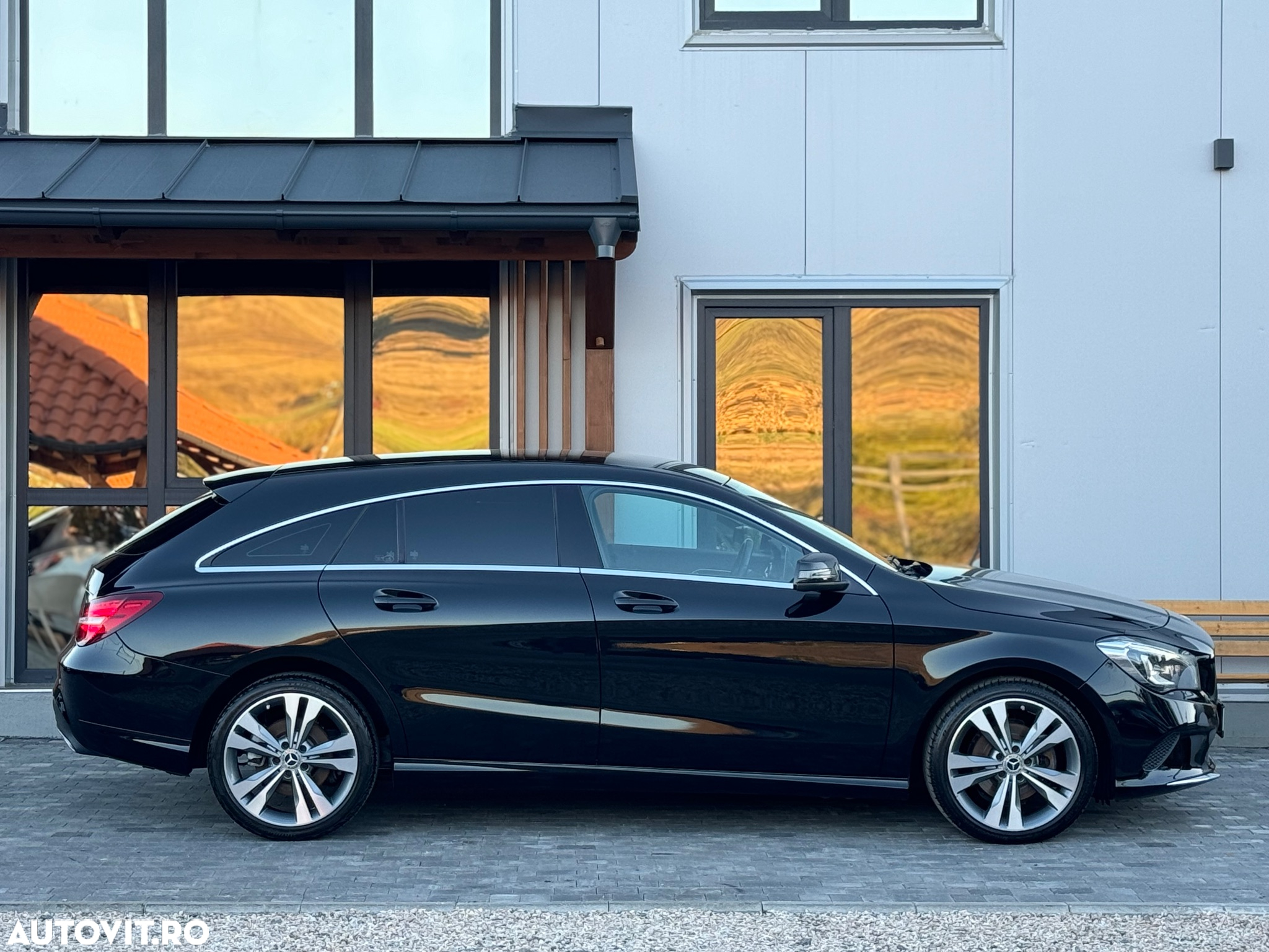 Mercedes-Benz CLA Shooting Brake 200 (CDI) d 4Matic 7G-DCT - 5