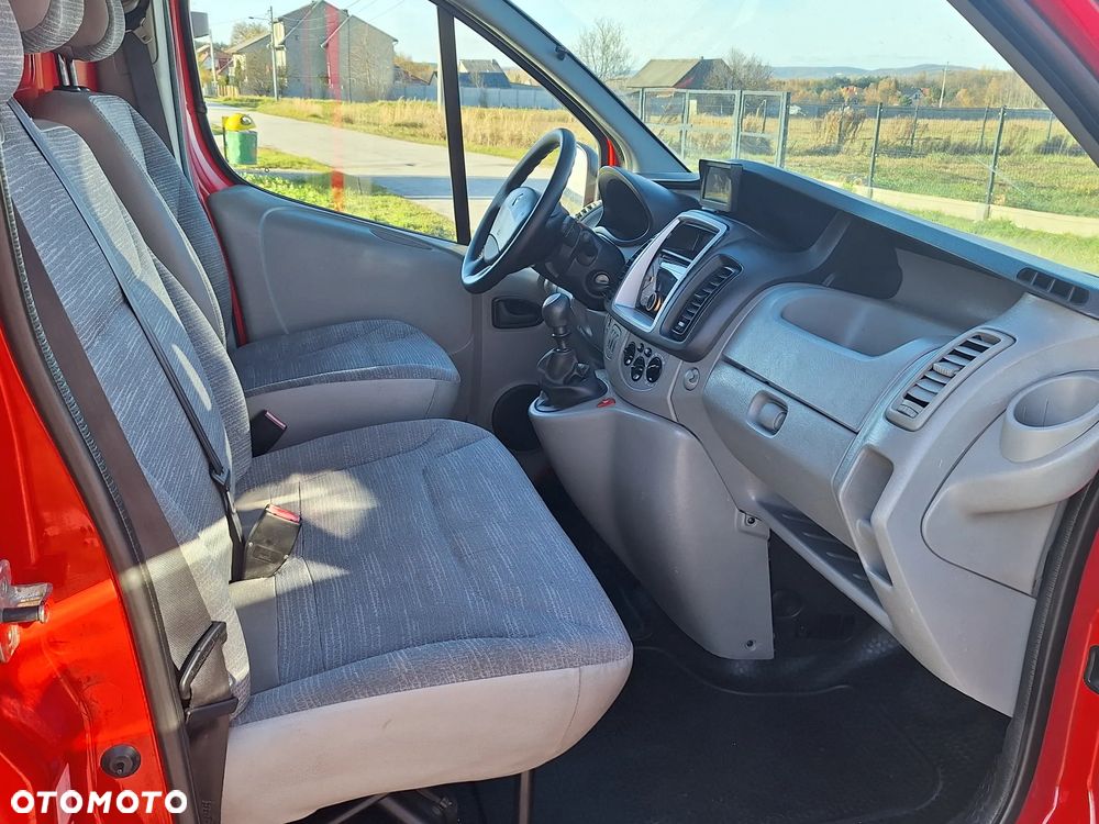 Renault Trafic - 13