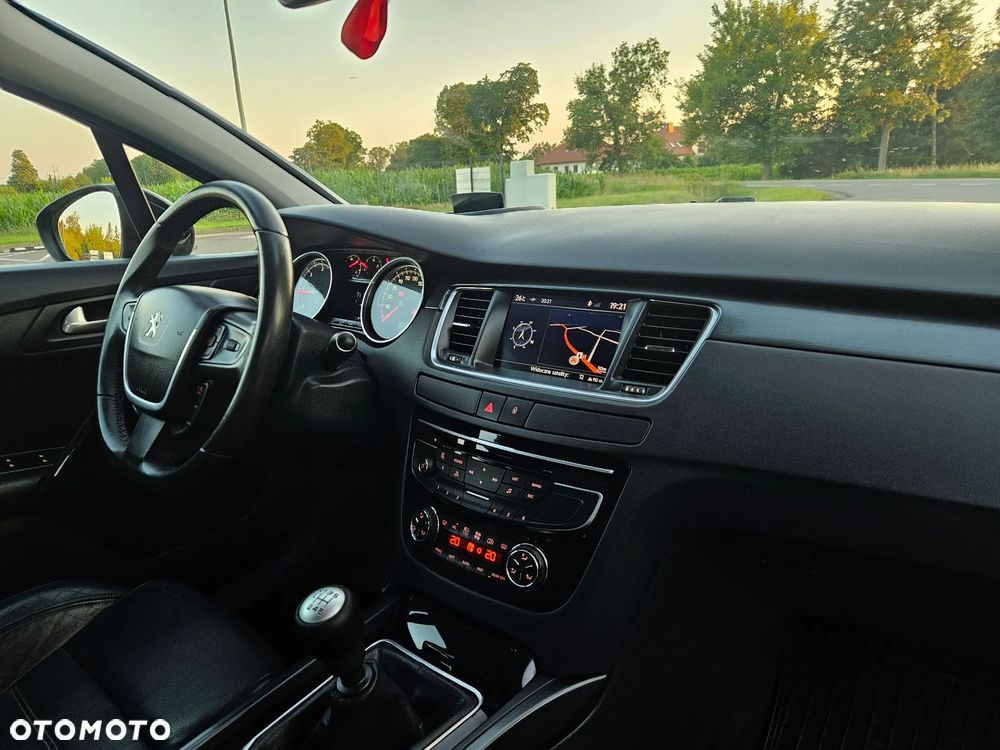 Peugeot 508 HDi FAP 140 Allure - 29