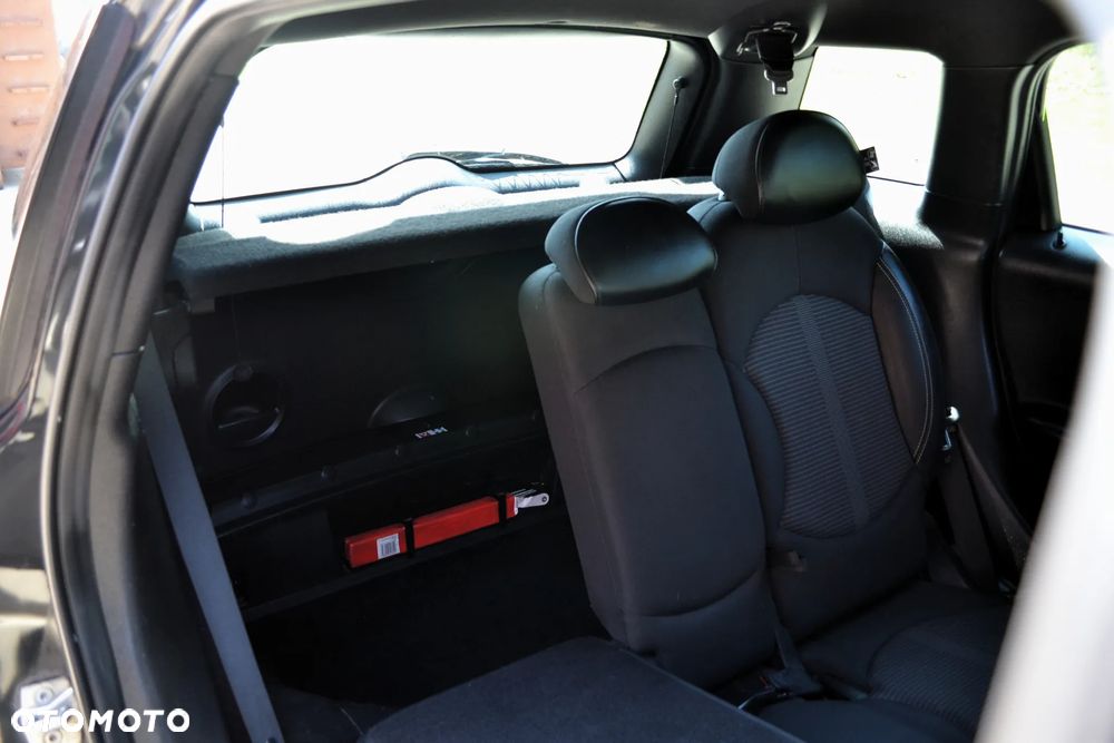 MINI Countryman Cooper D ALL4 - 14