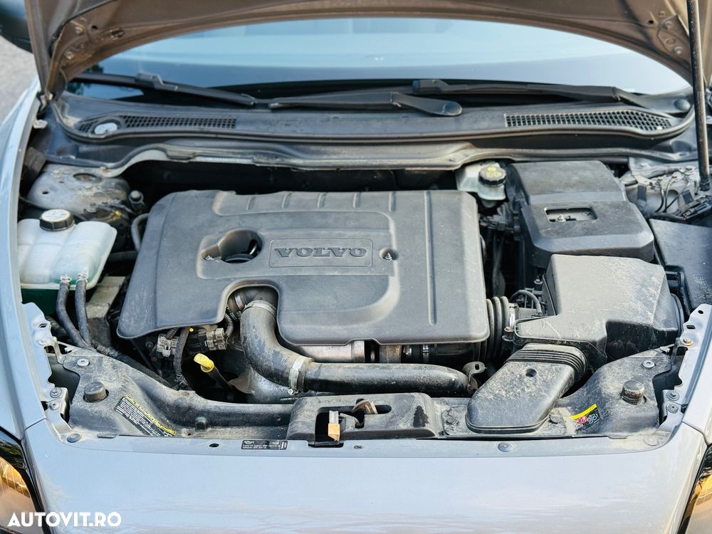 Volvo C30 1.6D Summum - 22