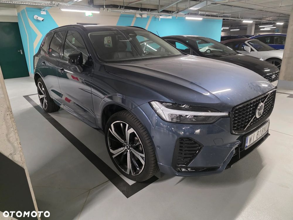 Volvo XC 60 B5 B AWD Ultra Dark - 1