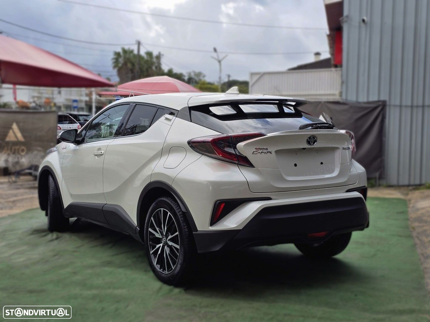 Toyota C-HR 1.8 HSD Exclusive+P.Luxury - 4