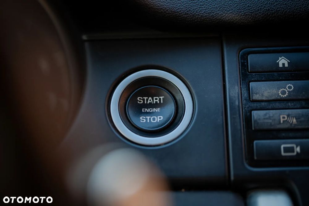 Land Rover Discovery Sport - 10