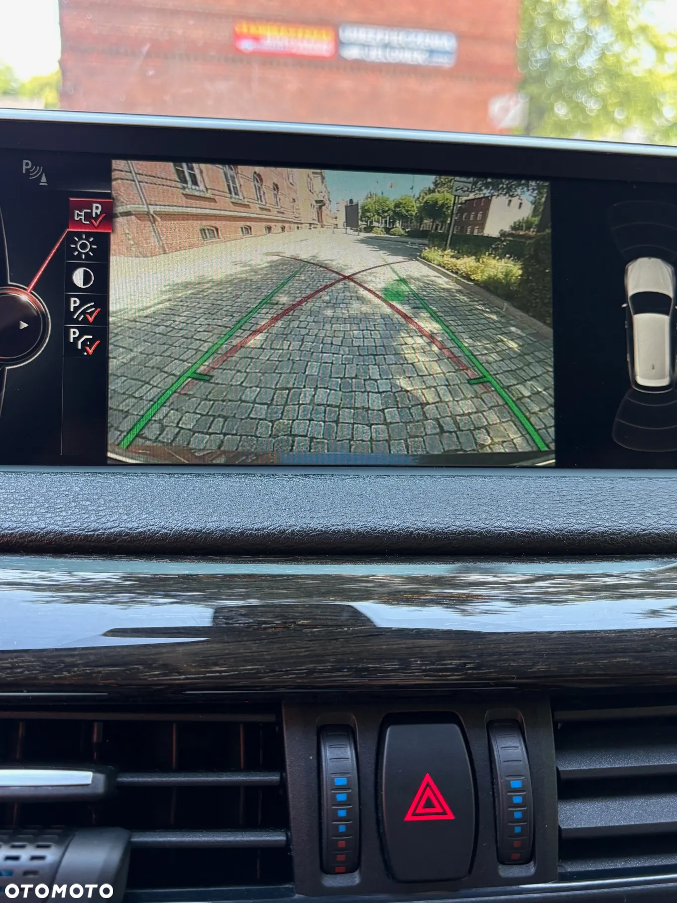 BMW X5 xDrive30d - 16