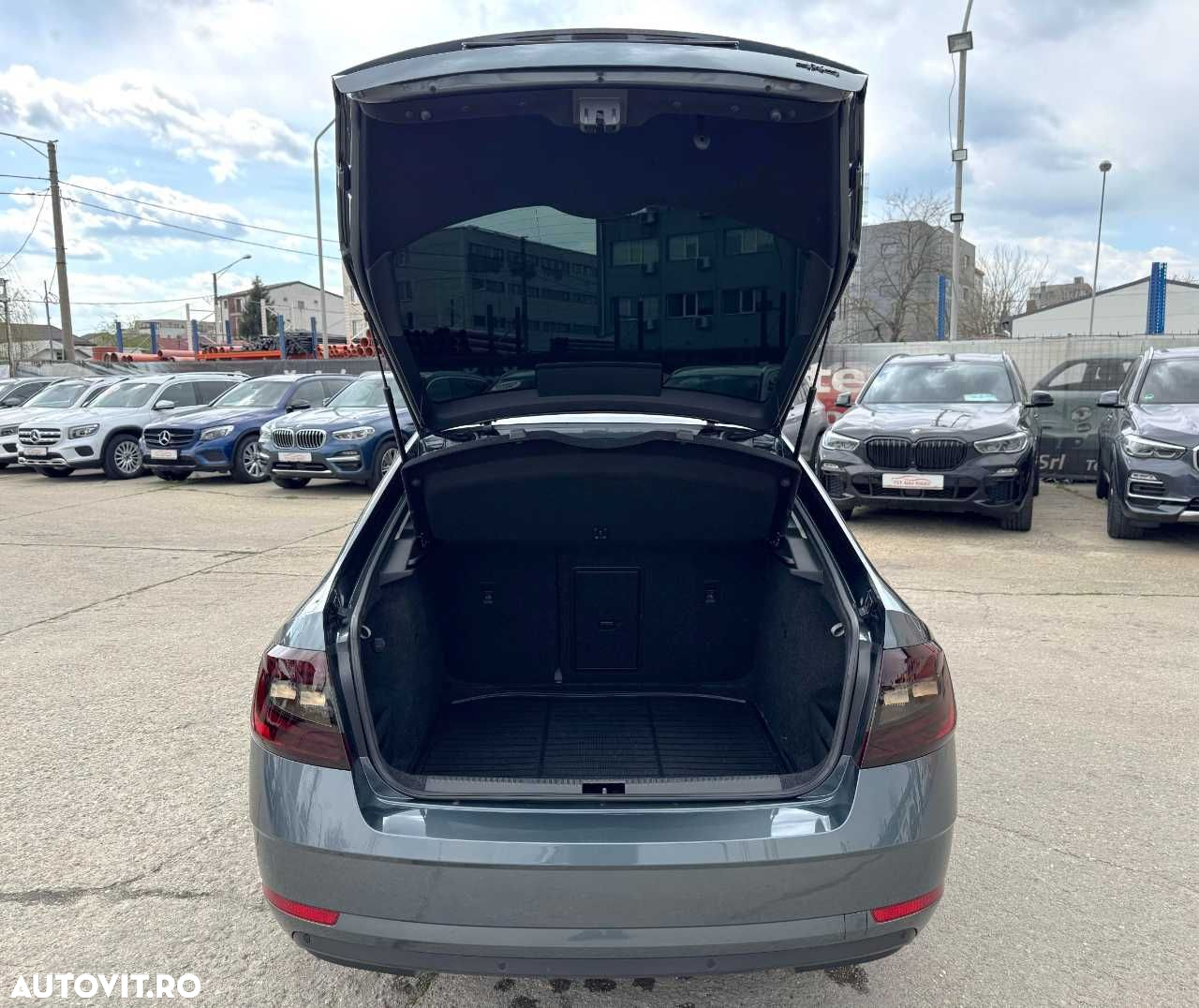 Skoda Octavia - 13