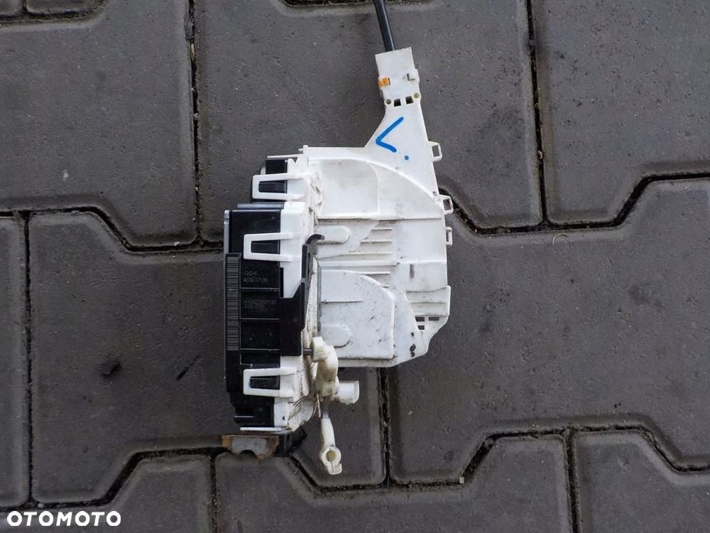 VW CRAFTER ZAMEK DRZWI ODSUWANYCH A9067202135 - 2