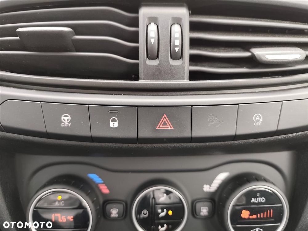 Fiat Tipo 1.4 16v Lounge EU6d - 16