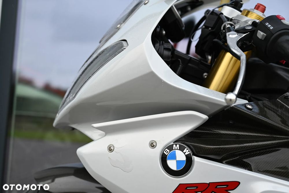 BMW S - 18