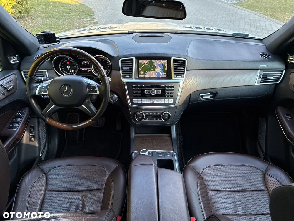 Mercedes-Benz GL - 16