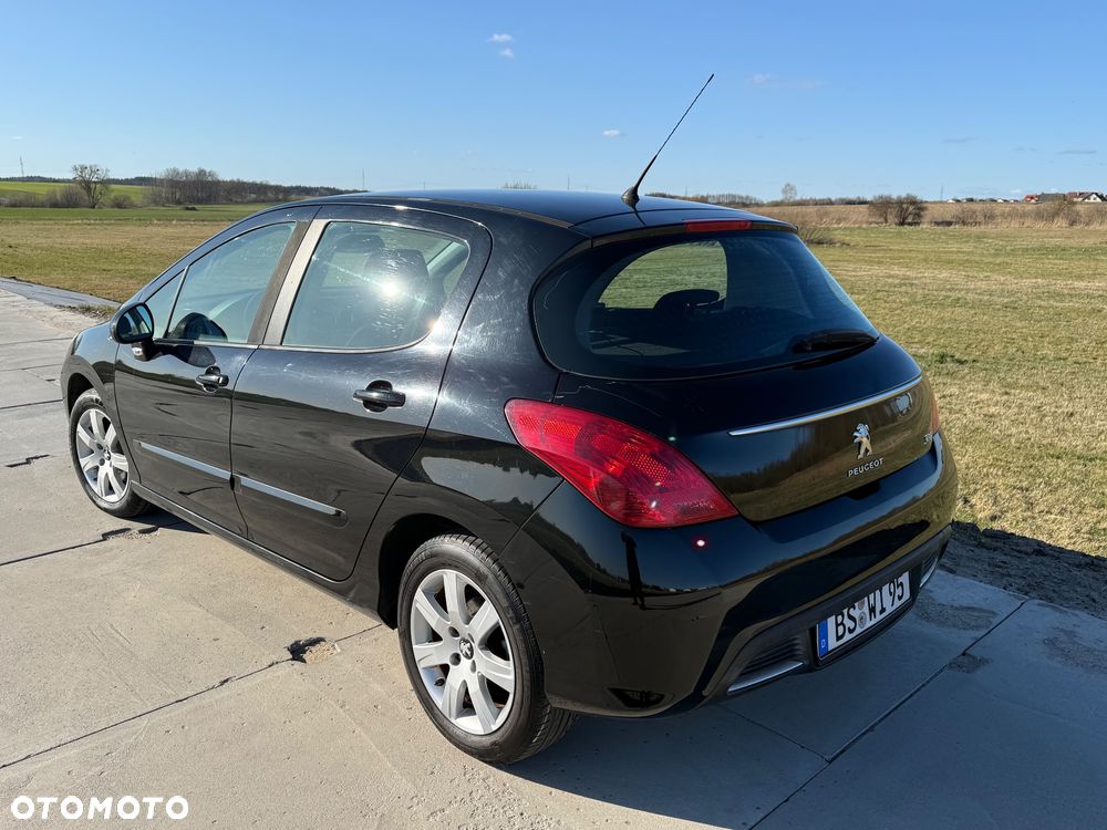 Peugeot 308 1.6 Trendy - 9