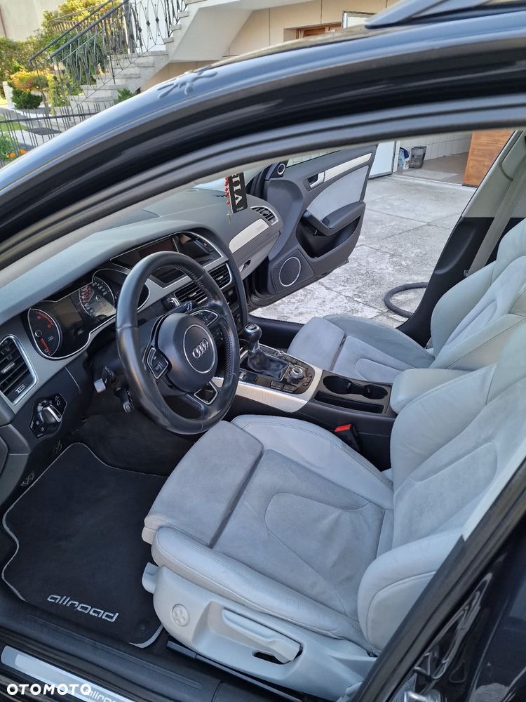 Audi A4 Allroad - 12