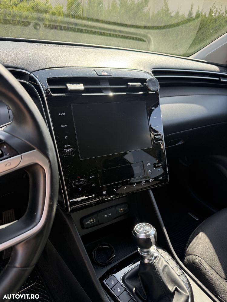 Hyundai Tucson 1.6 T-GDi 4WD 6MT Style - 9