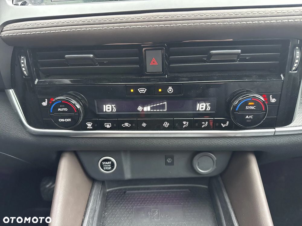 Nissan Qashqai 1.3 DIG-T MHEV Tekna Xtronic - 24