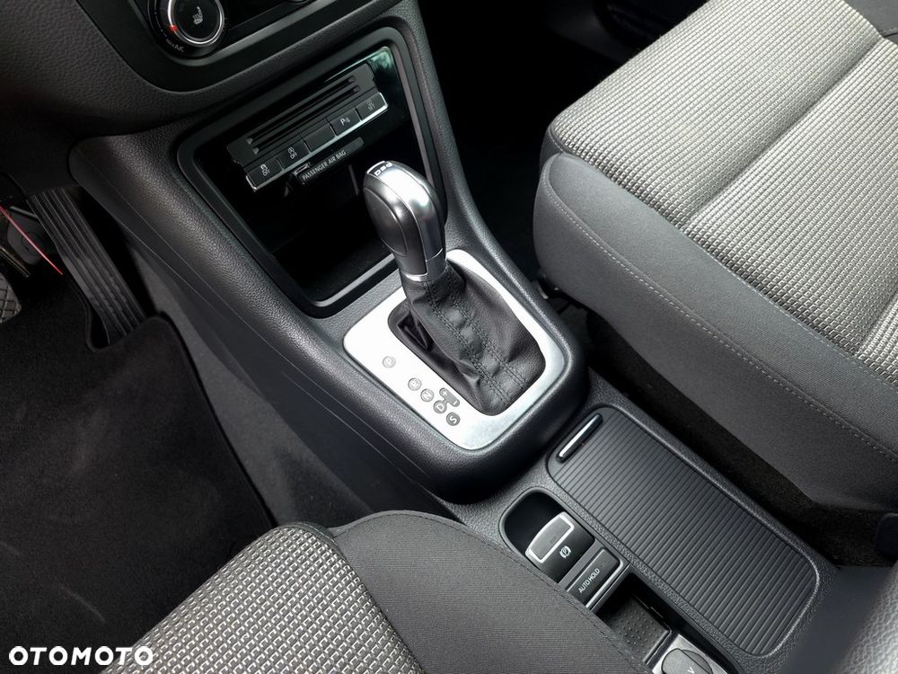 Volkswagen Sharan 2.0 TDI Comfortline DSG - 23