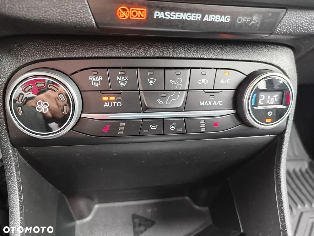 Ford Fiesta 1.0 EcoBoost Titanium - 22