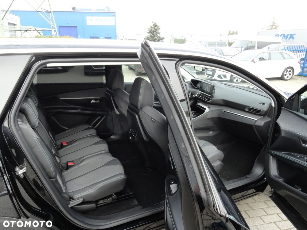 Peugeot 5008 1.5 BlueHDI Allure S&S EAT8 - 10