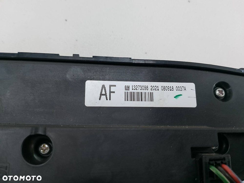 PANEL NAWIEWU OPEL INSIGNIA 13273098 - 2