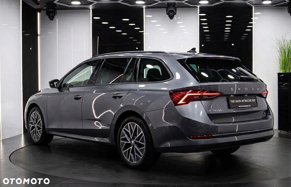 Skoda Octavia 1.5 TSI Drive Selection - 5