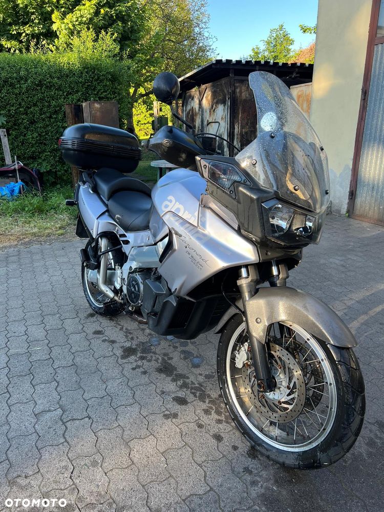 Aprilia Caponord - 8