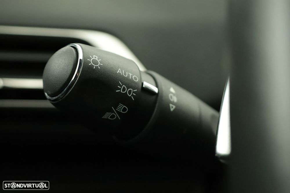 Peugeot 3008 1.2 Hybrid Allure Pack e-DCS6 - 17