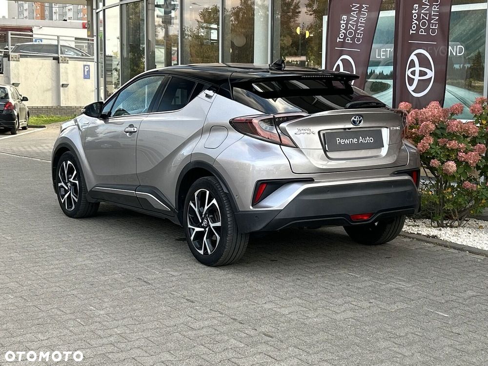 Toyota C-Hr 2017 photo 3