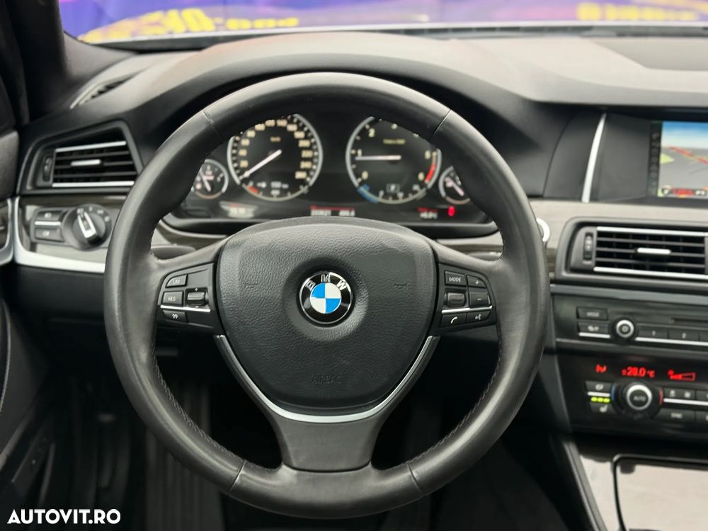 BMW Seria 5 518d Aut. Luxury Line - 19