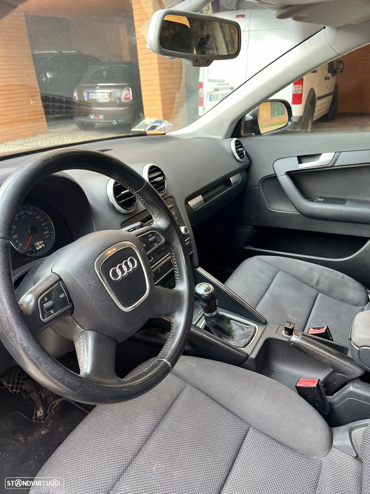 Audi A3 Sportback 1.6 TDI Attraction - 10