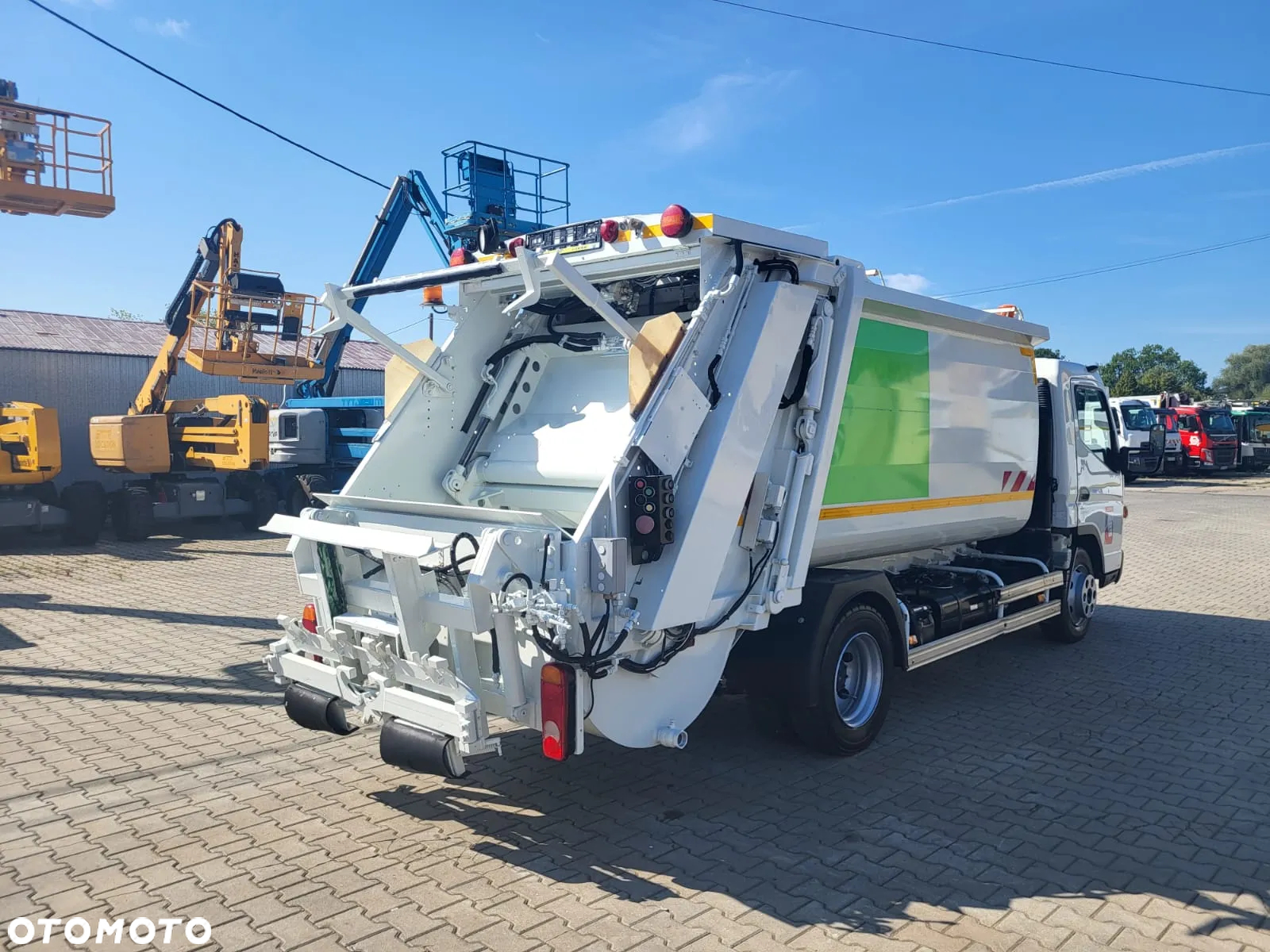 Mitsubishi Fuso Canter - 6