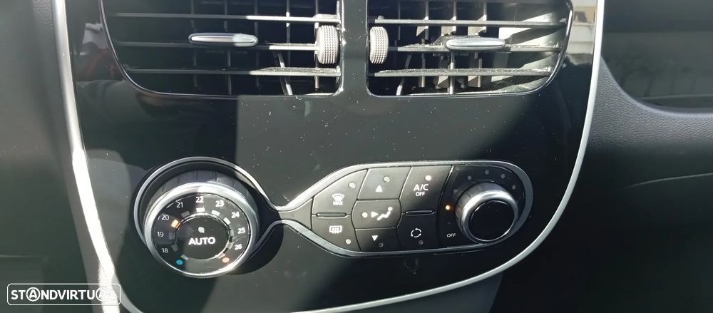 Renault Clio Sport Tourer TCe 120 EDC Dynamique - 12