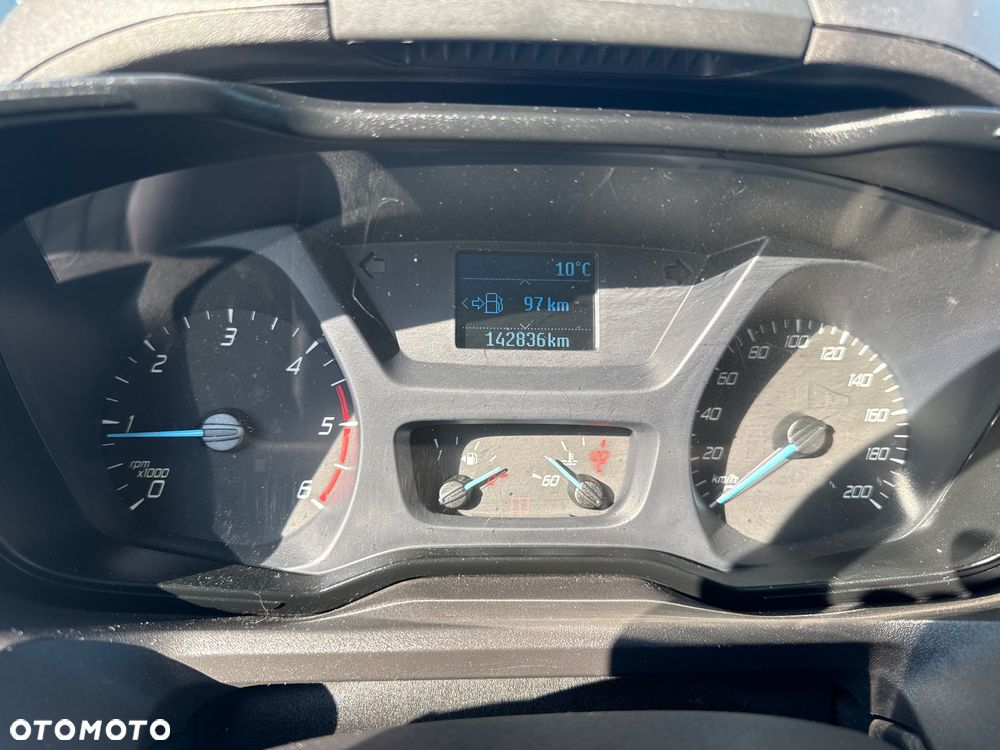 Ford TRANSIT CUSTOM - 12