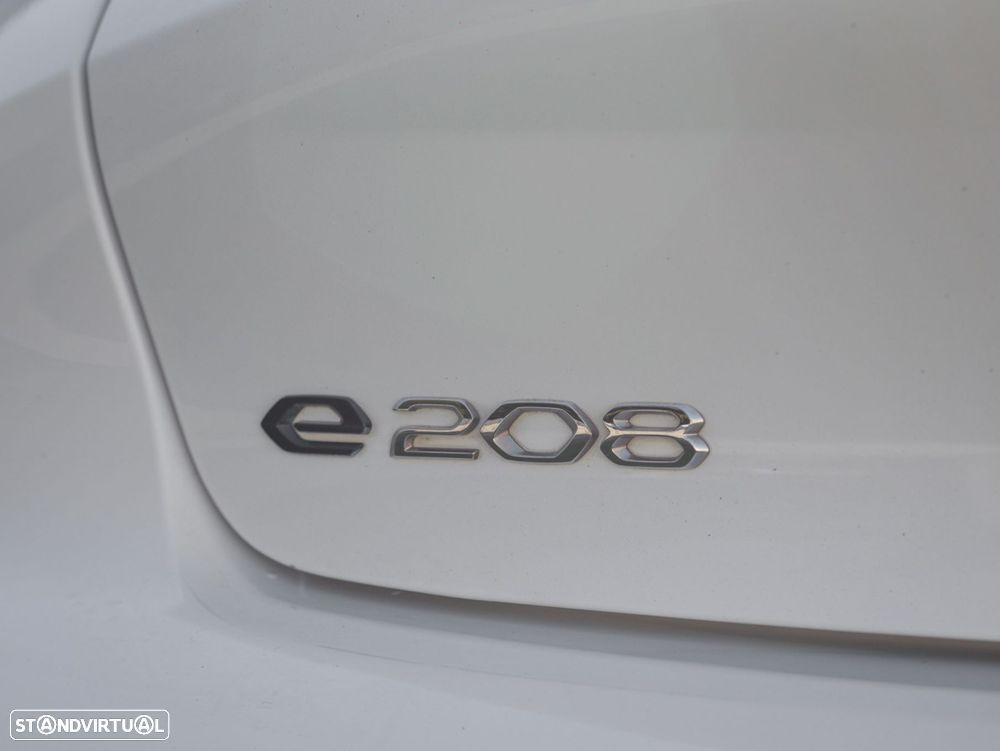 Peugeot e-208 50 kWh Allure Pack - 11