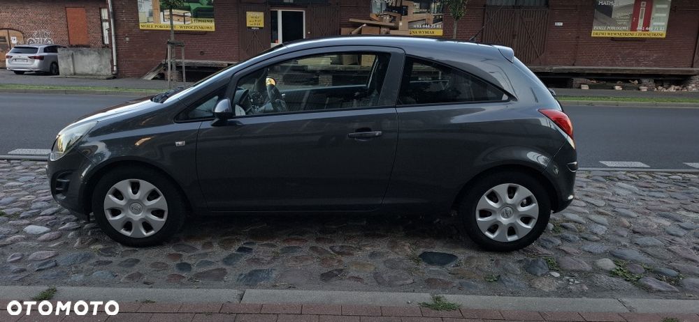 Opel Corsa - 2