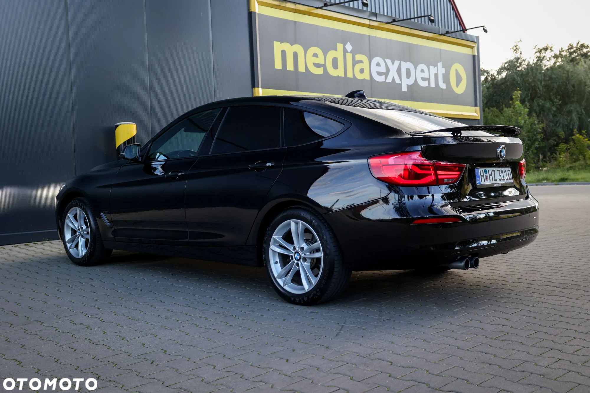 BMW 3GT 330i xDrive GT M Sport - 6