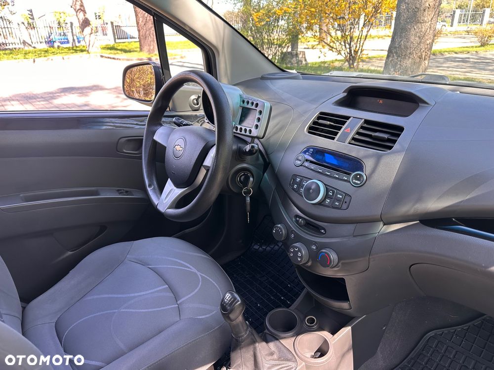 Chevrolet Spark 1.0 LT - 5