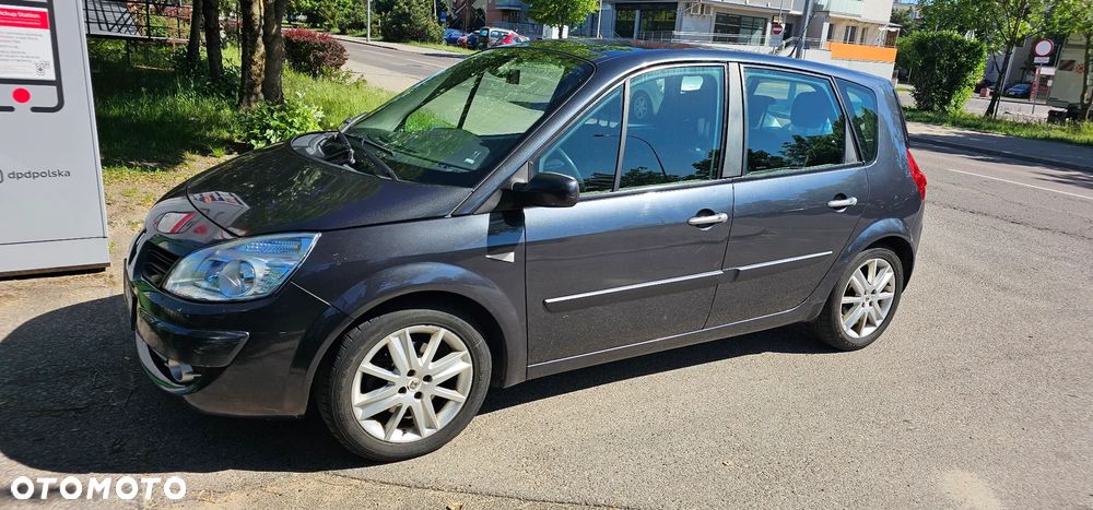 Renault Scenic 1.9 dCi Tech Run - 10