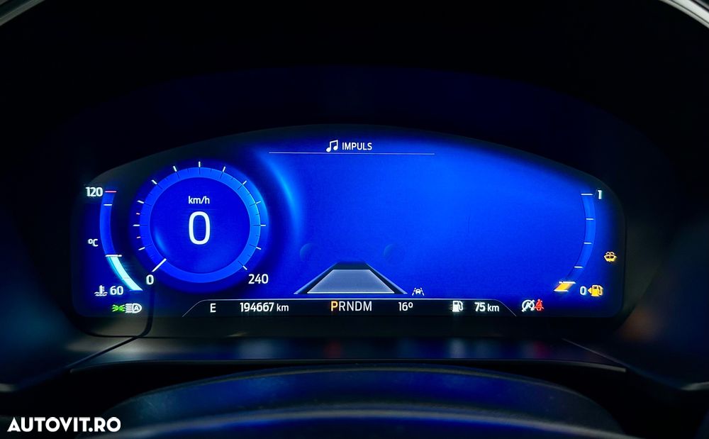 Ford Kuga 2.0 EcoBlue A8 AWD ST Line - 22