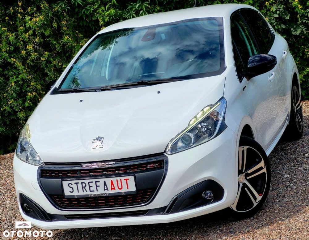 Peugeot 208 - 33