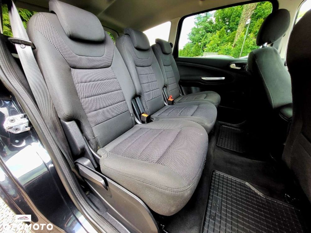 Ford S-Max - 8