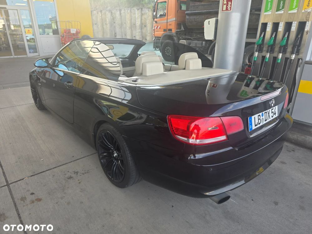 BMW Seria 3 320i - 2