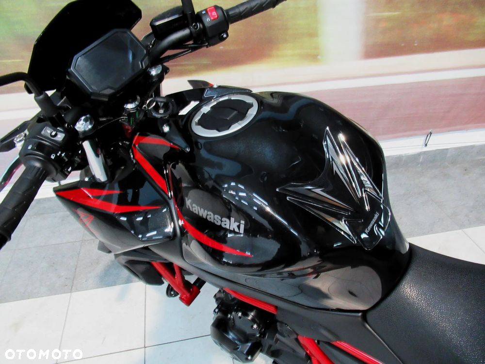 Kawasaki Z 650 - 11