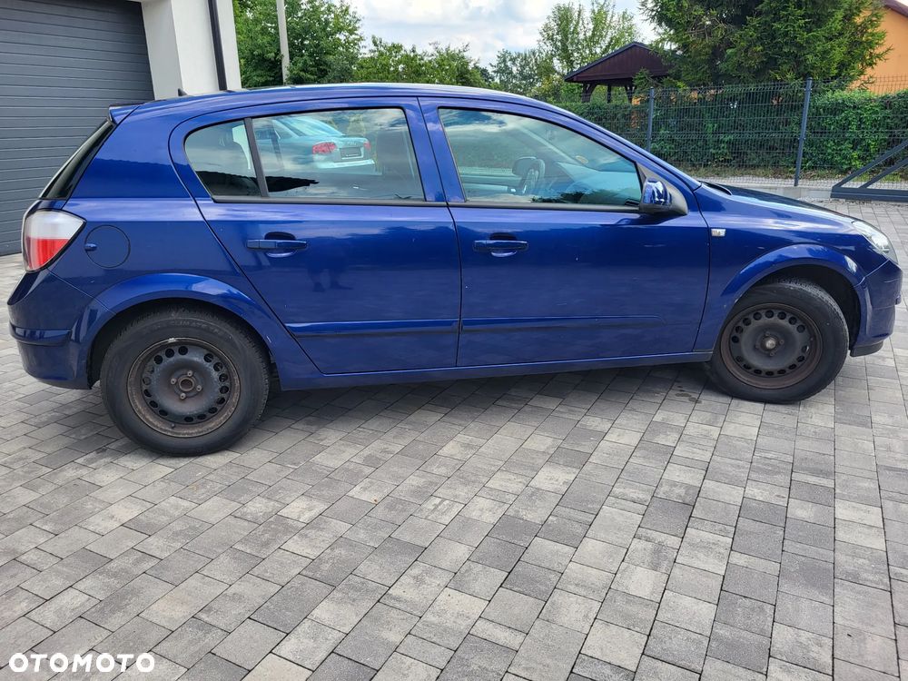 Opel Astra 1.4 Club - 11